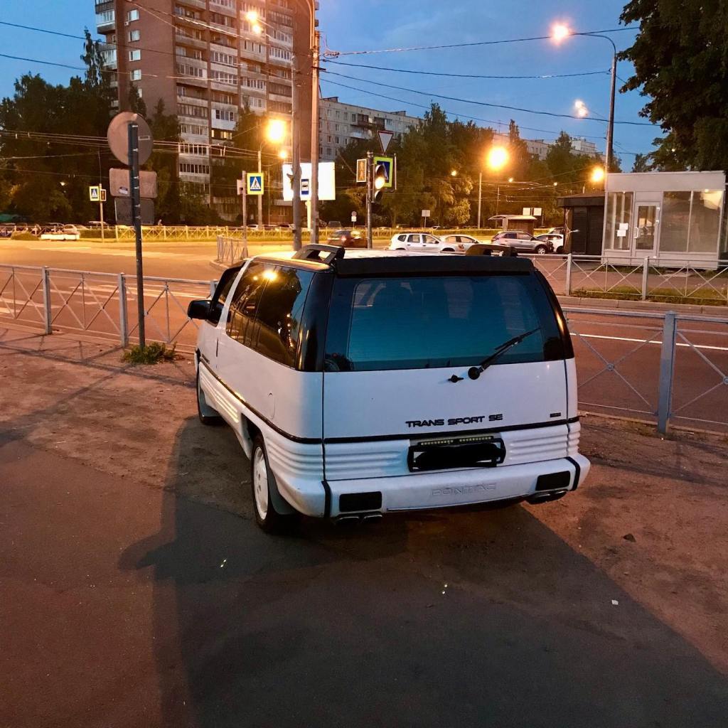 Pontiac Trans Sport SE (1990)