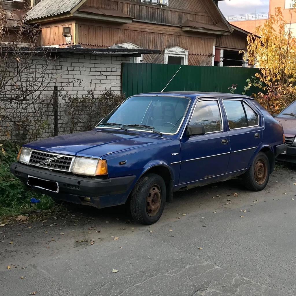 Volvo 345 (1979)