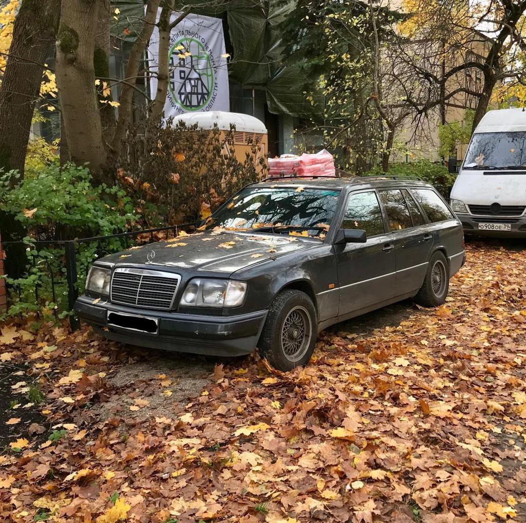 Mercedes-Benz W124 (1984)