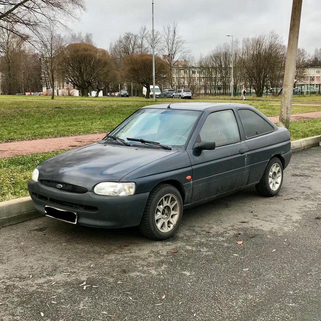 Ford Escort VI (1995)