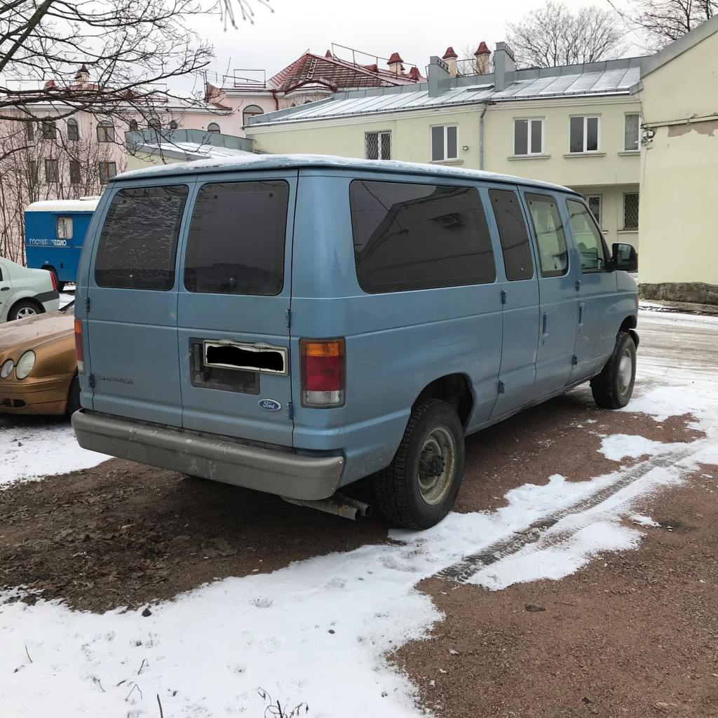 Ford E-Series Club Wagon (1993)