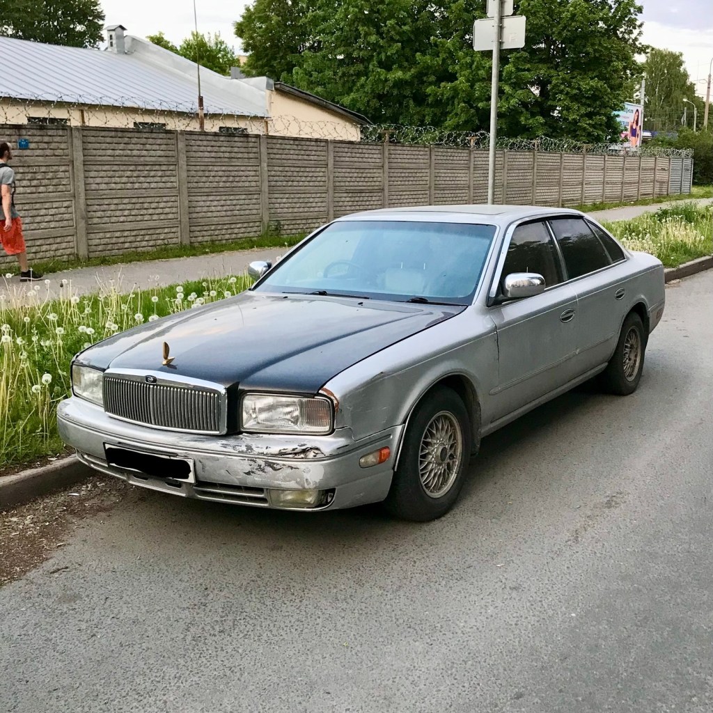 Nissan President HG50 (1990)