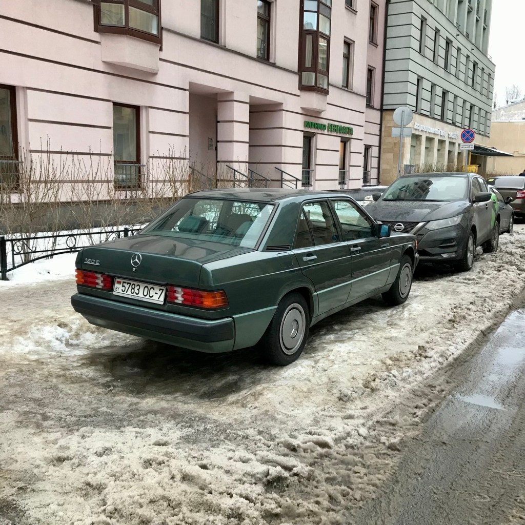 Mercedes-Benz 190 (1982)