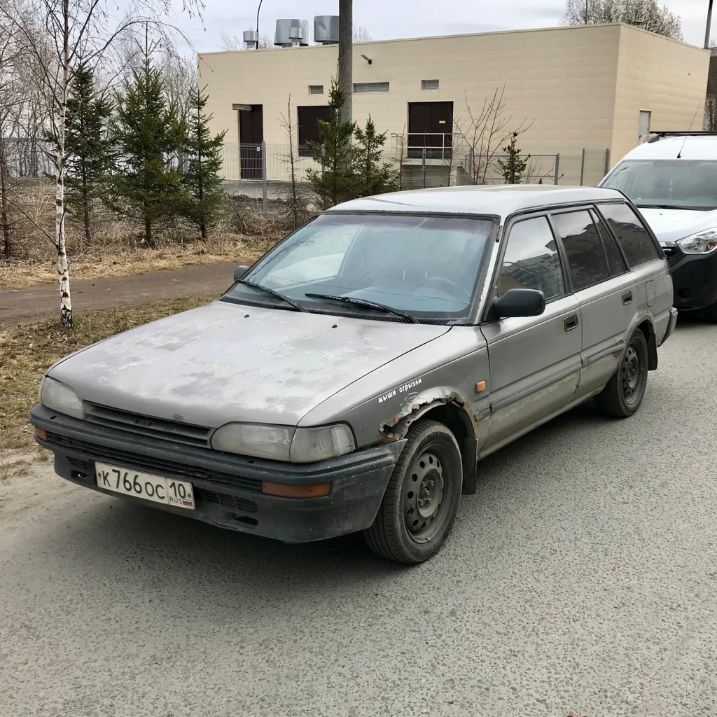 Toyota Corolla (1987)