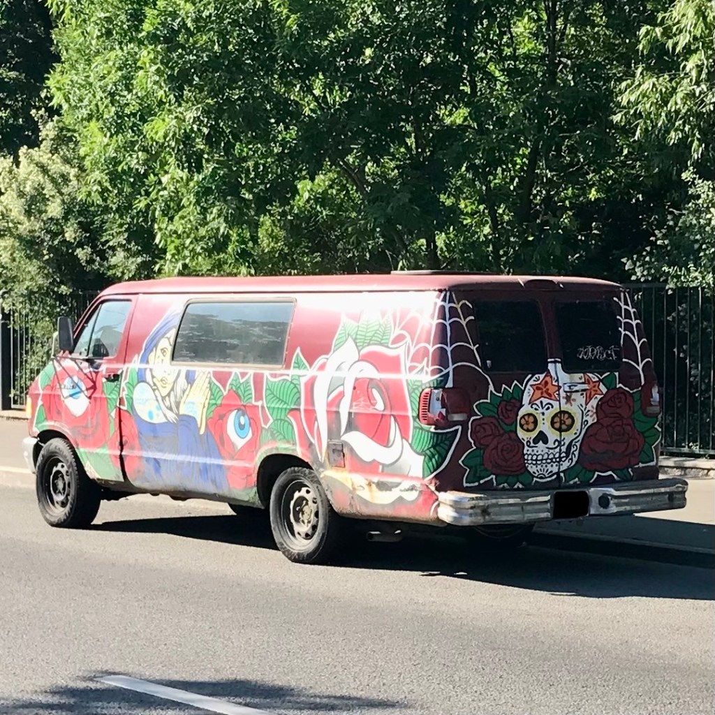 Dodge Ram Van (1993)