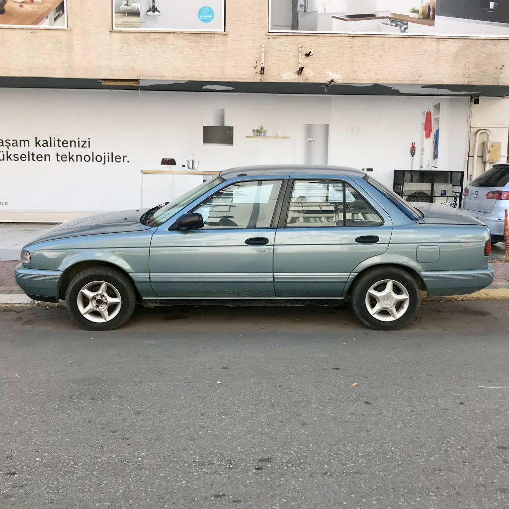 Nissan Sunny B13