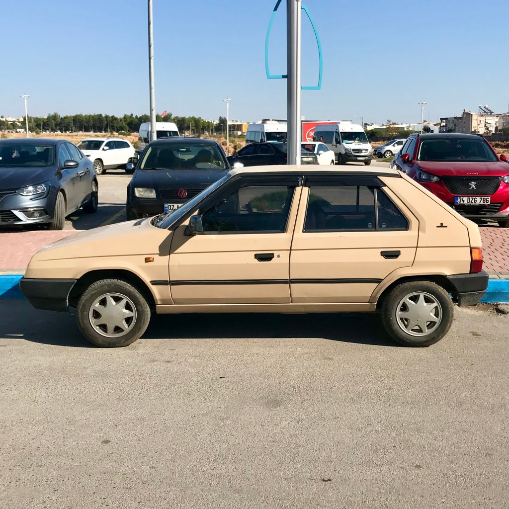 Škoda Favorit (Skoda&nbsp;Favorit)