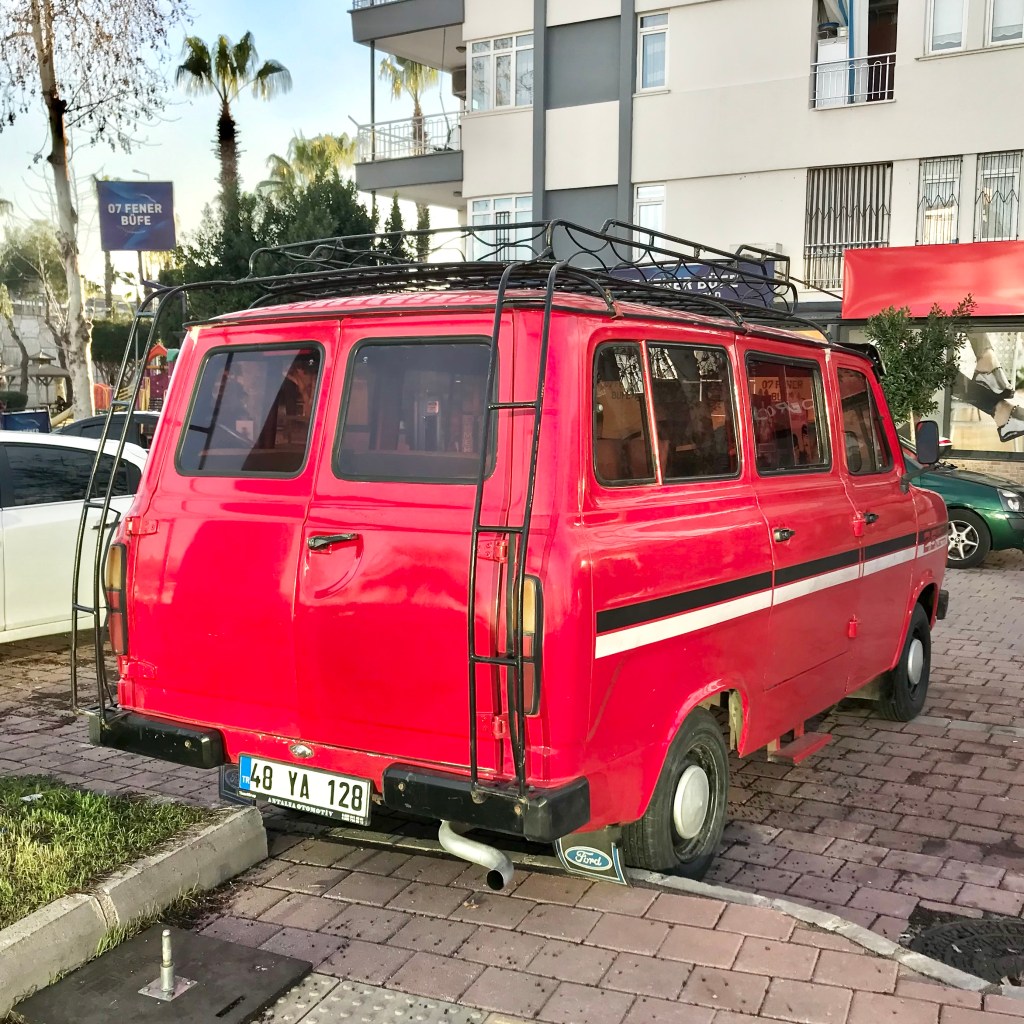 Ford Transit (1977)