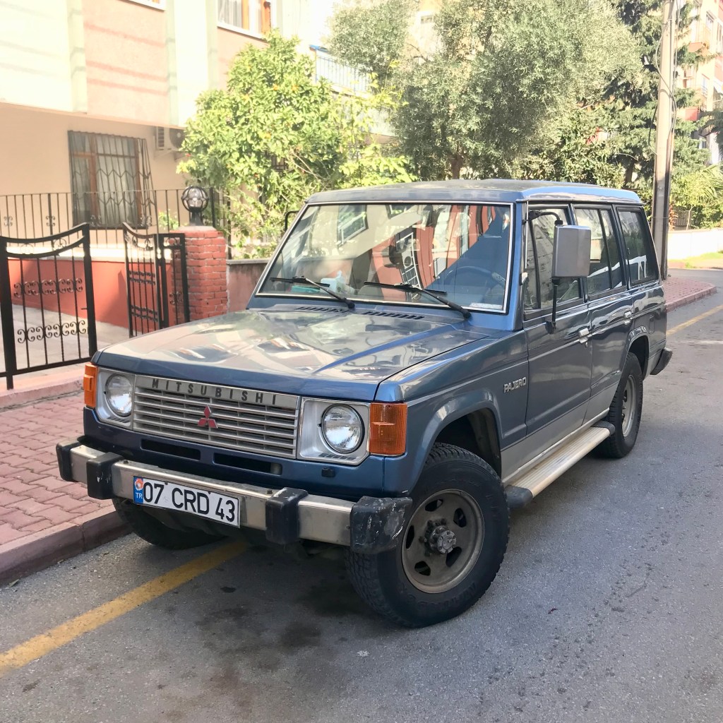 Mitsubishi Pajero (1982)