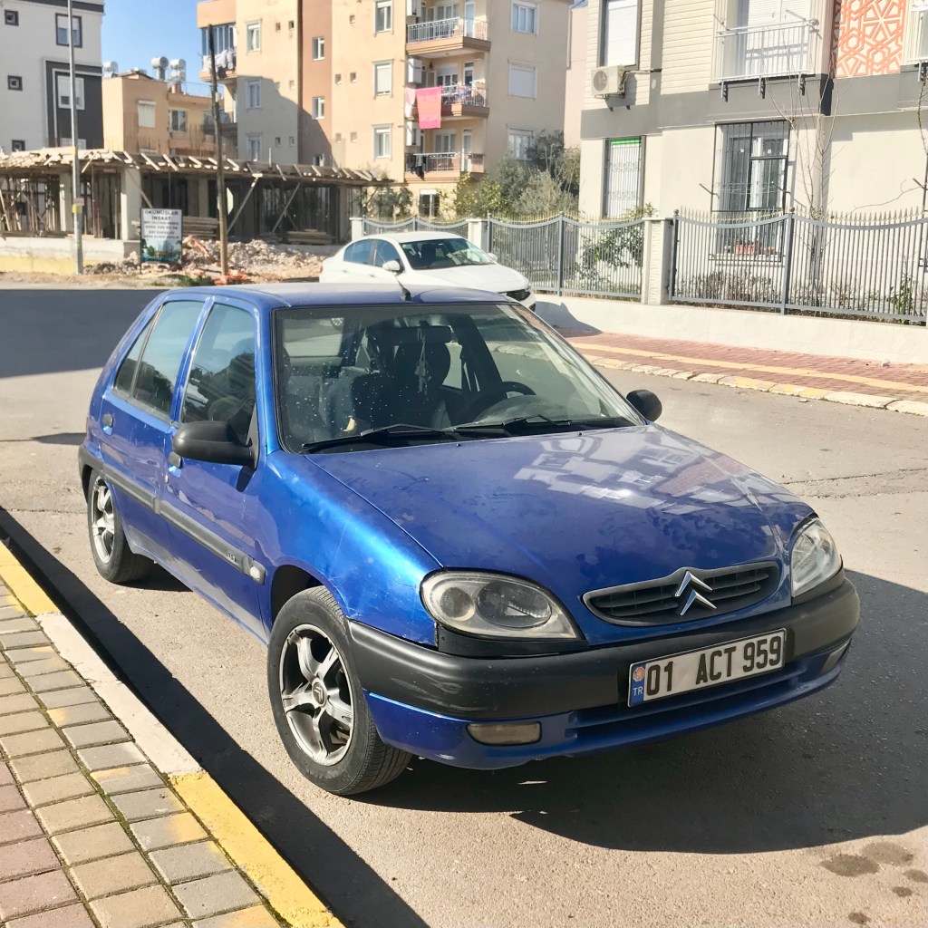 Citroën Saxo (Citroen Saxo) (1999)