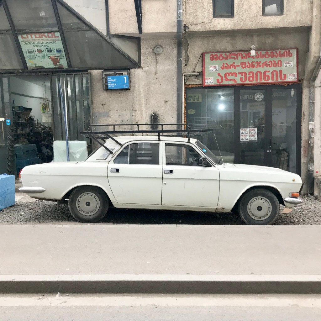 GAZ 24-10 (Volga)