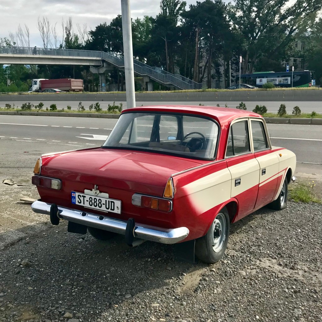 IZh 412 (Moskvitch) (1982)