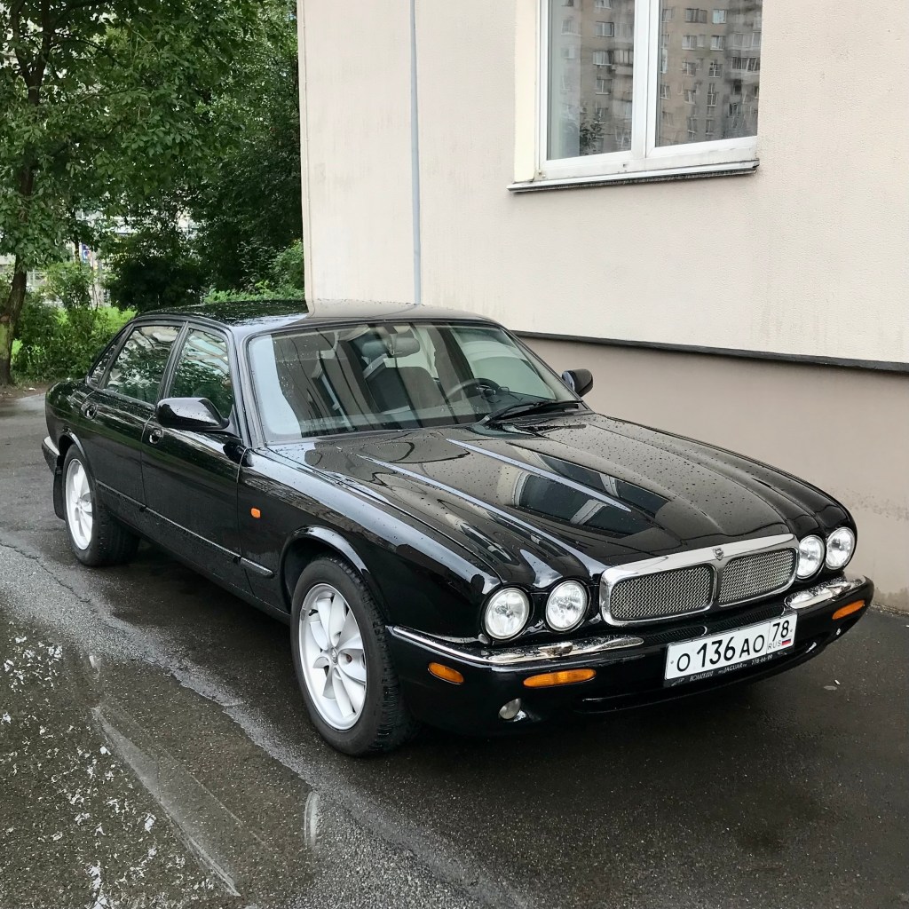 Jaguar XJ X308 (1997)